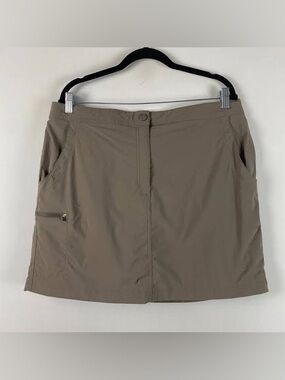 Vintage y2k L.L. Bean Olive Green Outdoor Cargo Skort